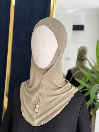 Подхиджабник