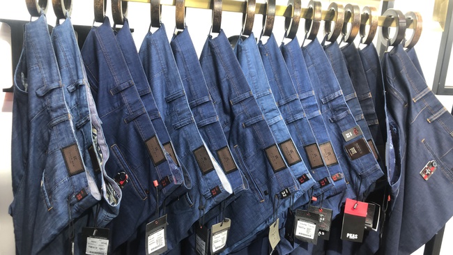 Мужские брюки по 10 $