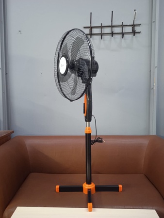 Напольный вентилятор