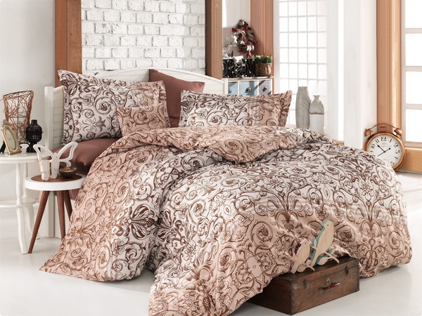 çarşaflar. yatak takımları