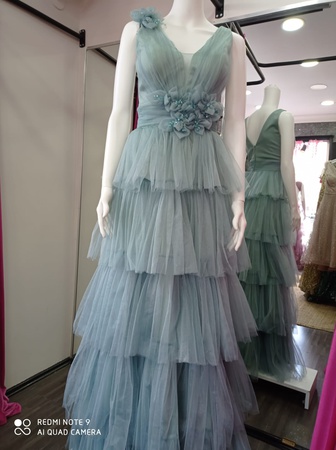 Вечернее платье