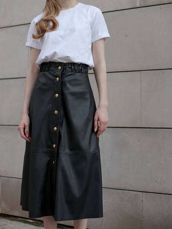 Düğmeli deri etek &#39;20