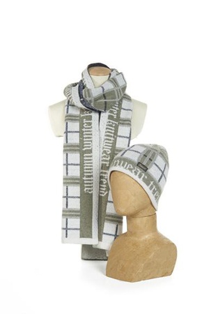 Текстиль, женские и мужские шапки, шарфы перчатки .