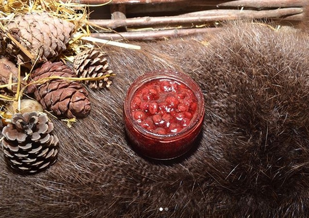 Земляника в сахарном сиропе из Сибири (ХМАО-ЮГРА) 250 гр