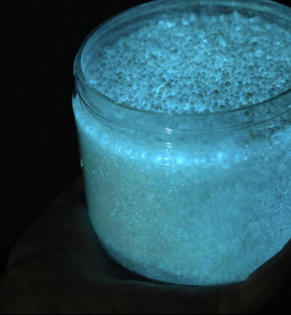 Жемчужины для ванны с эффектом свечения [светится в темноте]