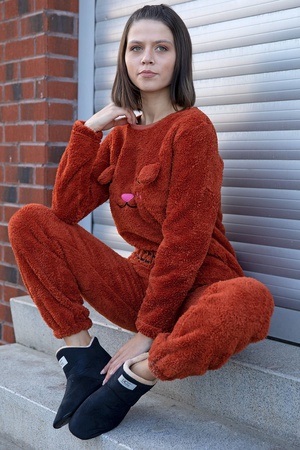 Kadın eşofmanı - AllesWunder, Türkiye