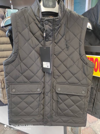 Осенняя одежда жилет