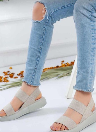 Женская обувь