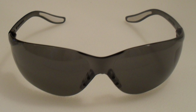 Очки солнцезащитные темные линзы