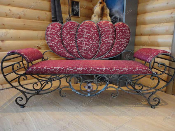 ДИВАН КОВАНЫЙ №4