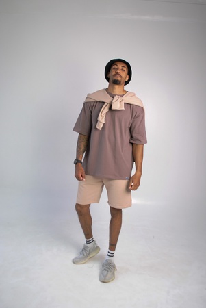 Футболка оверсайз удлиненная моккачино Hi Mate