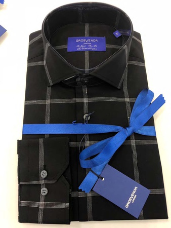 Erkeklerin gömlekleri