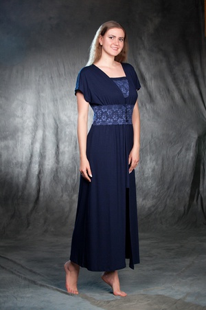 Kadın setleri. Sabahlık, gömlek