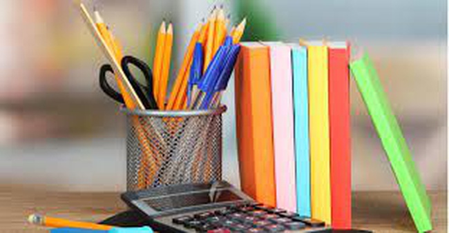 Канцелярские принадлежности из полимерных материалов