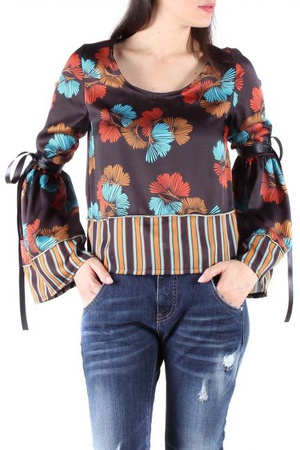 Womens Clothing Sexy Woman From Italy