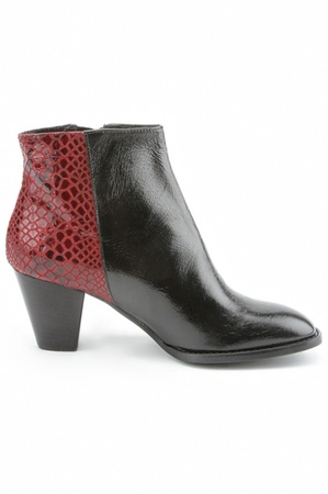 Stiefeletten mit burgunderfarbenem Pythoneinsatz bn010