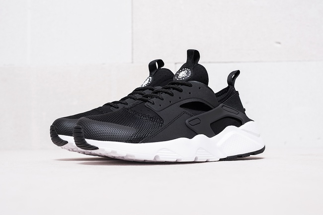 Кроссовки дебютировавшие в начале 1991 году и заво