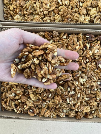 Extra walnuts (1/2 halves)