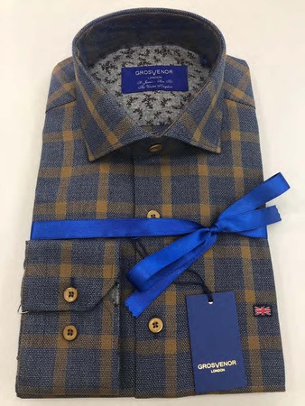 Erkeklerin gömlekleri