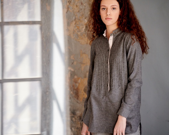 женские рубашки,блузки,трикотаж, брюки,юбки, платья, аксессуары