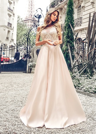 Amelia<br> Saten etekli gelinlik Anna RosyBrown