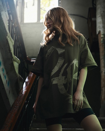 футболка хаки