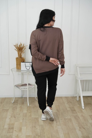 СПОРТИВНЫЙ КОСТЮМ