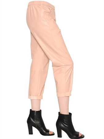 Кожаные брюки бежевого цвета