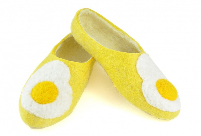 Войлочные тапочки «Глазунья» желтые