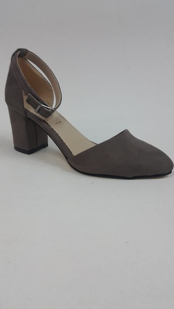 женские летние туфли на шпильке