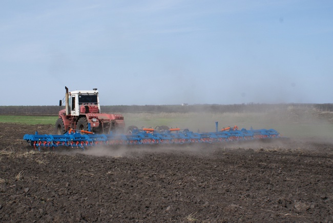 Grubber KBM-15PS-V (zwei Eggenreihen)