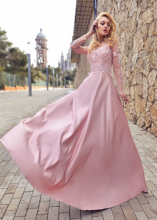 Bridget<br>Розовое свадебное платье Anna RosyBrown