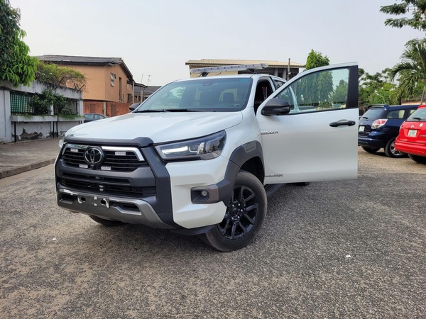 Clean Used 2020 Toyota Hilux UTE