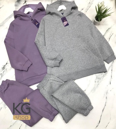 Zweiteiliger Trainingsanzug