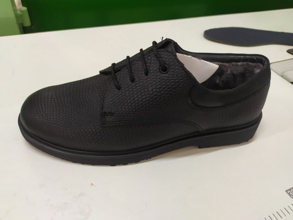 Leather shoes from the manufacturer !!!