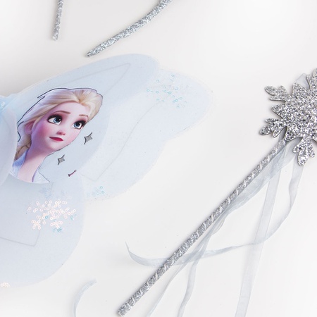 Elsa Kelebek,Taç ve Asa