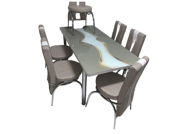 Обеденный стол и 6 стульев