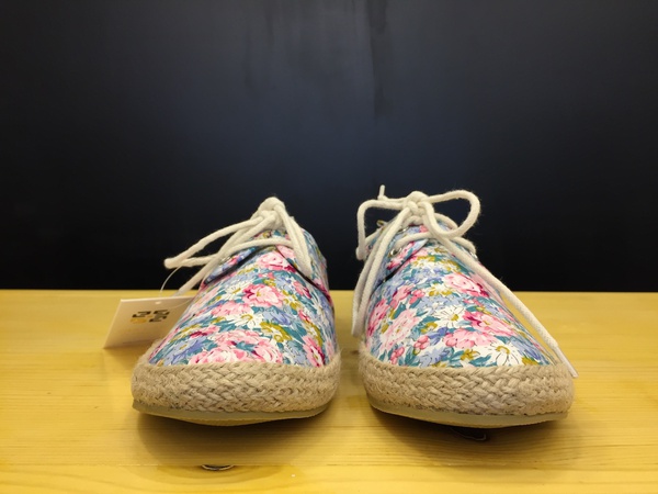 Women stylish footwears