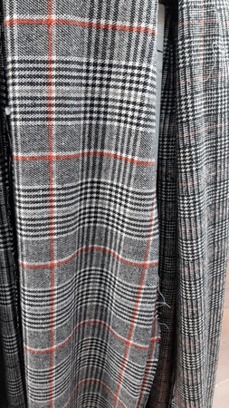 Tweed houndstooth pattern