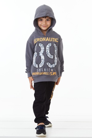 СПОРТИВНЫЙ КОСТЮМ С КАПЮШОНОМ