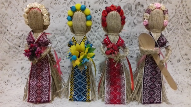 Кукла-мотанка `Берегиня` (льняная нить) Рост 10,15,18,22,26 см.Оберег в дом.