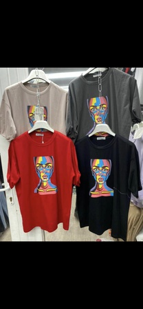 Стильные футболки