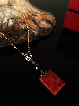 украшения ручной работы