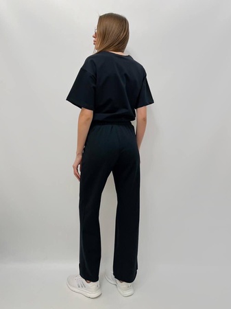 Костюм с брюками и футболкой  спортивный летний