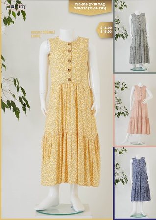 Kolsuz Düğmeli Elbise