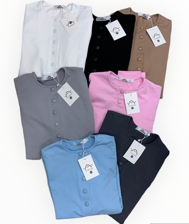 Лонгслив на кнопке