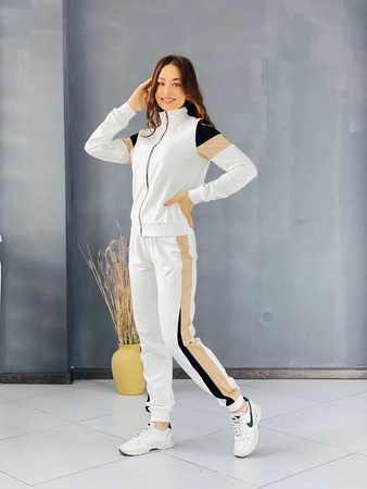 Спортивные костюмы от производителя, отличное качество