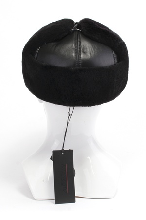 Кепка из кожи с бобром 030185