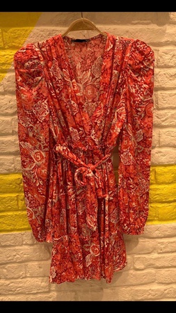 Короткое платье