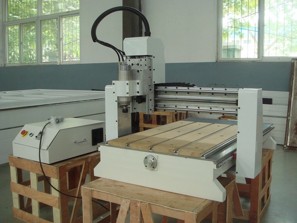 ЧПУ (CNC) ФРЕЗЕРНЫЙ СТАНОК ADVERCUT K6090T